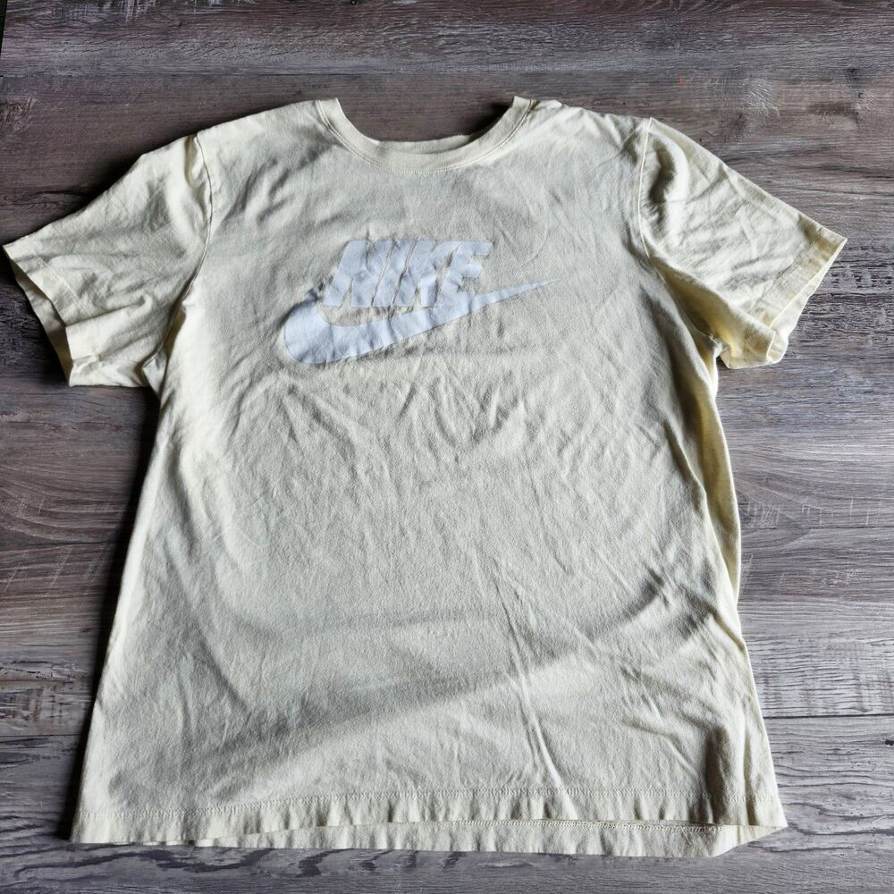 (L) Men's Nike short sleeve top
